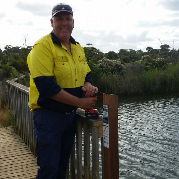 Surf Coast Shire Council assist with the installation of a new Fluker Post on the Anglesea River Estuary.