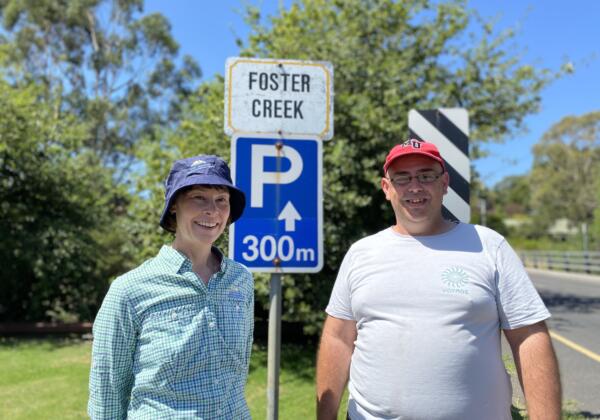 Stephen Boady Waterwatch Volunteer With Tash At Foster Creek Mar